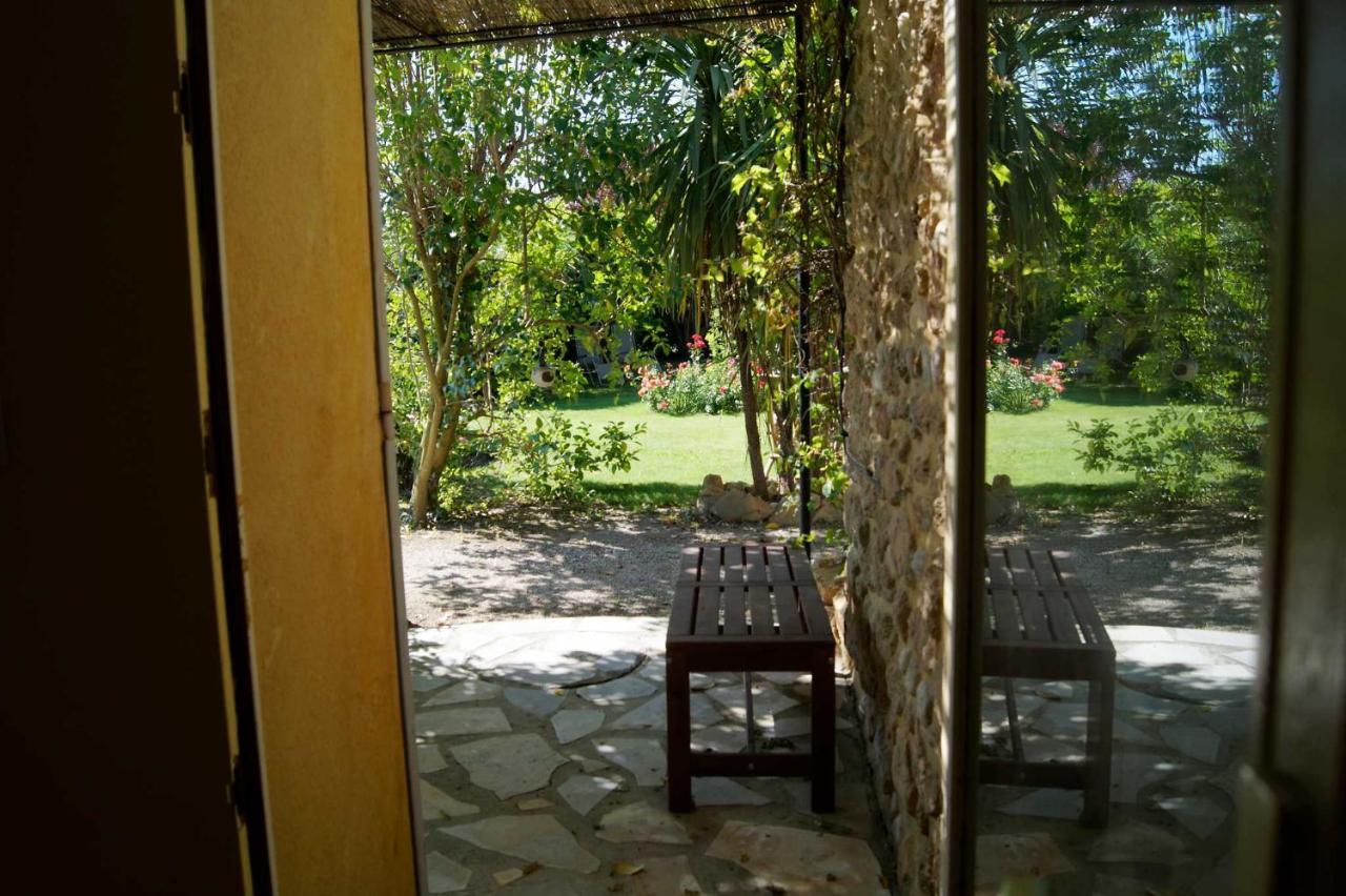 Mas du Clos de l'Escarrat Jonquieres  Exterior foto